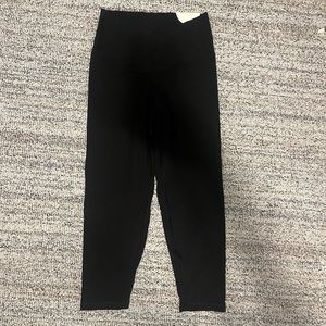 American Eagle Arie cropped leggings